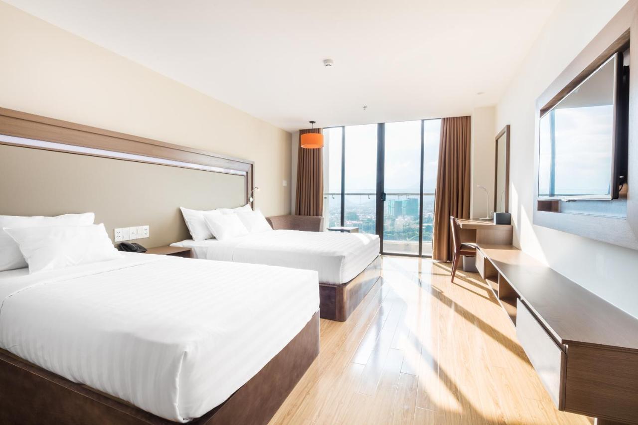 King Town Grand Hotel & Wedding Center Nha Trang Exterior foto